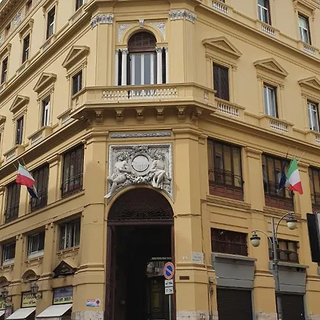 Galleria Umberto I 3*