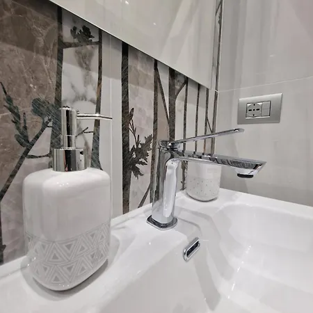 Galleria Umberto I Couette-café 3*