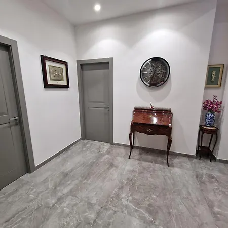 Galleria Umberto I Couette-café