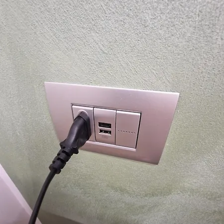 Couette-café Galleria Umberto I 3*