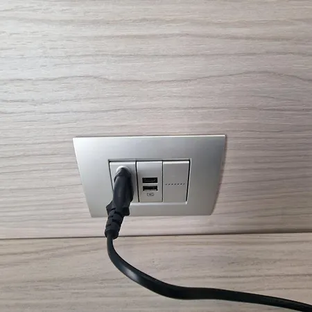 Galleria Umberto I Couette-café 3*