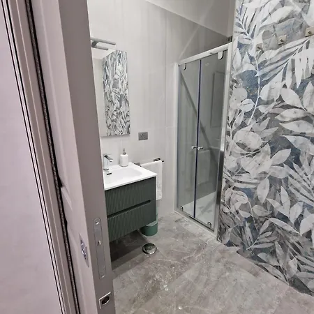 Couette-café Galleria Umberto I Naples