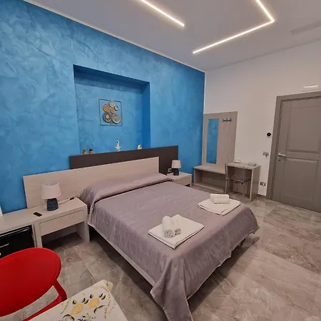 Galleria Umberto I Couette-café Naples